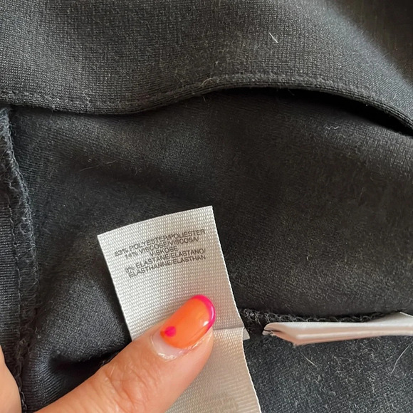 Classic Black  Blazer - Picture 5 of 7